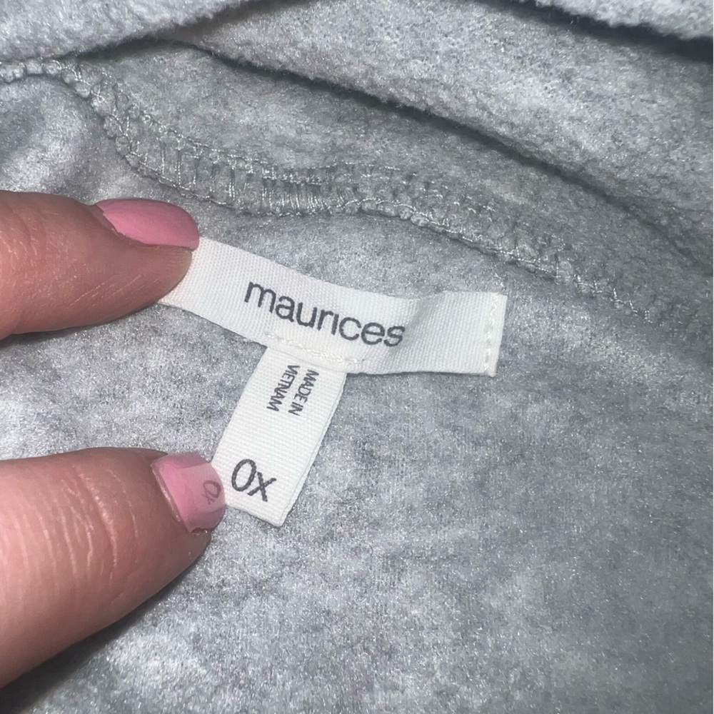 Gray And Dark Gray Quilted Pullover - image 3